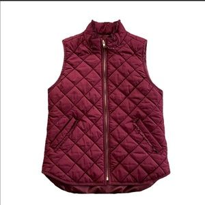 J.Crew Mercantile Burgundy Quilted Vest Ruffle Trim size small